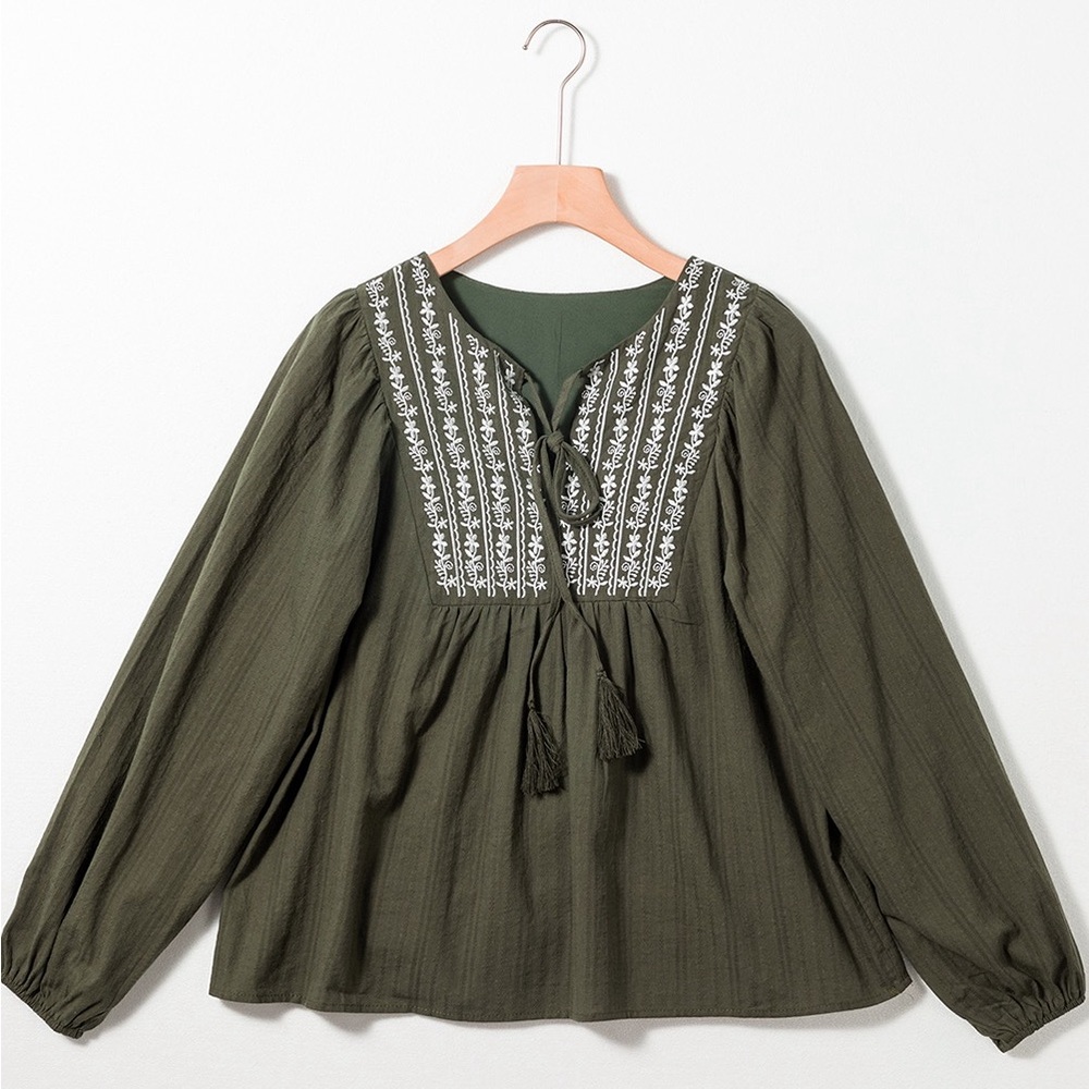 Green Embroidered Split Neck Pleated Loose Blouse Bohemian Top - Picture 12 of 15
